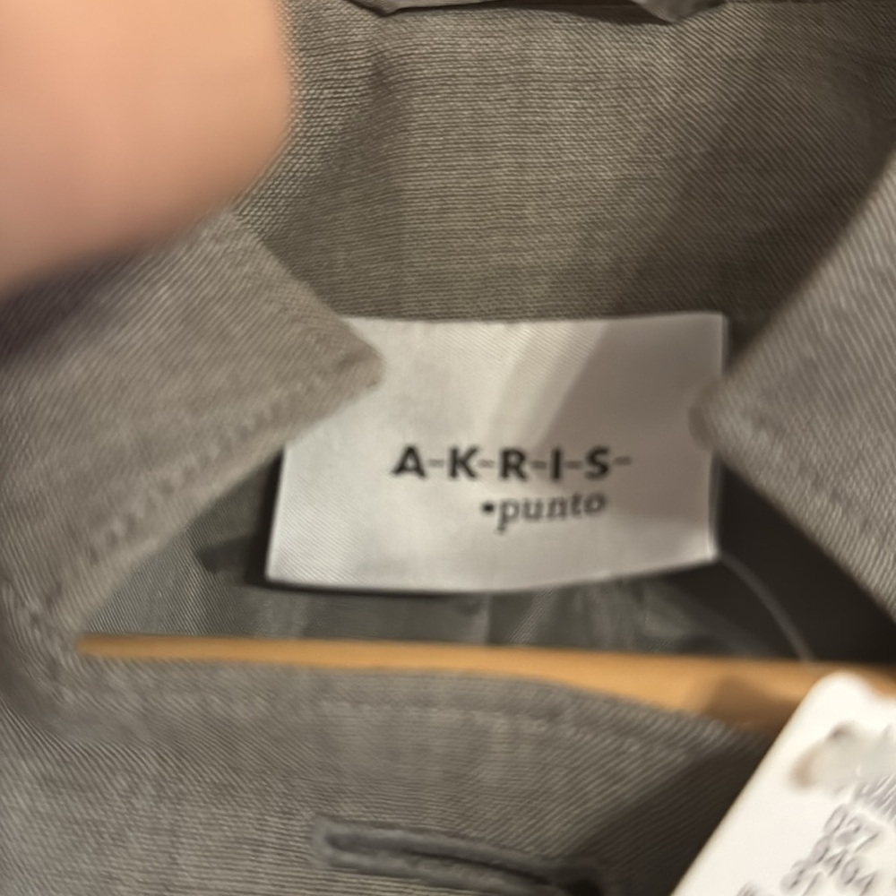 Akris Punto blazer - Picture 8 of 12